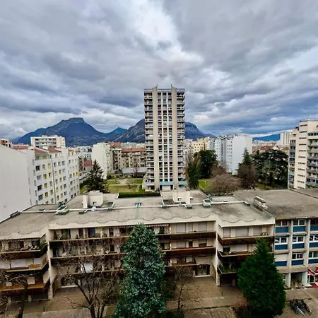 80 M2 - 8th Floor With Free Parking - 5 Guests * Grenoble