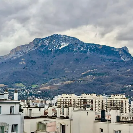 80 M2 - 8th Floor With Free Parking - 5 Guests Apartment *